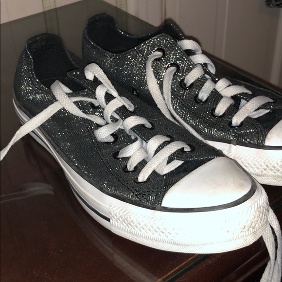 black shiny converse